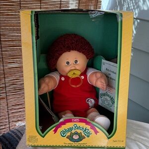 Red Outfit cabbage Patch, Doll